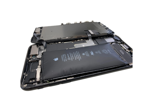 iPhone Battery Replacement Market Weighton: How Long? (2024)