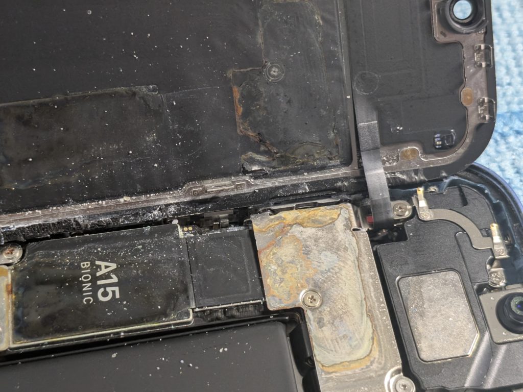 water damagedd phone